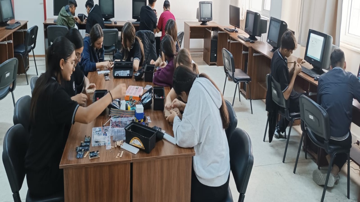 Arduino ile Robotik Kodlama ve Wep Tasarımı Uygulamaları derslerimiz Başlamıştır